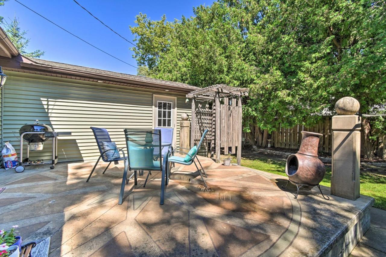Modern Home With Backyard, 1 Mi To Dtwn Sturgeon Bay Ngoại thất bức ảnh
